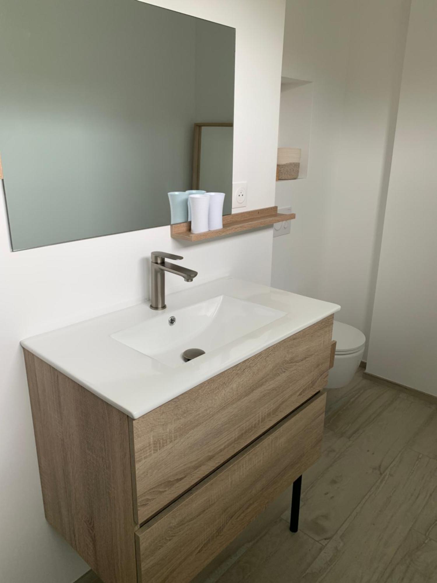 Appartements Guesthouse1 Et Guesthouse2 Sword Beach Colleville-Montgomery Esterno foto