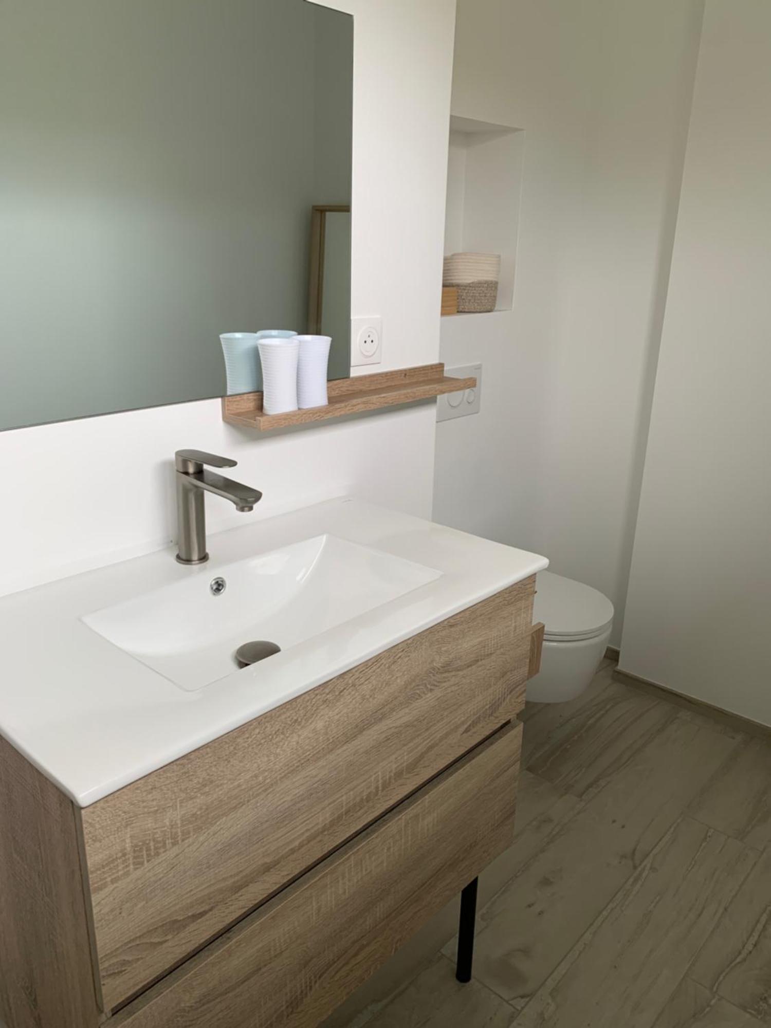 Appartements Guesthouse1 Et Guesthouse2 Sword Beach Colleville-Montgomery Esterno foto